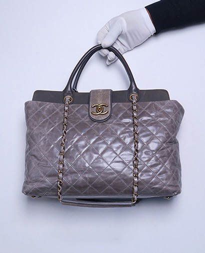 Bindi Tote, front view